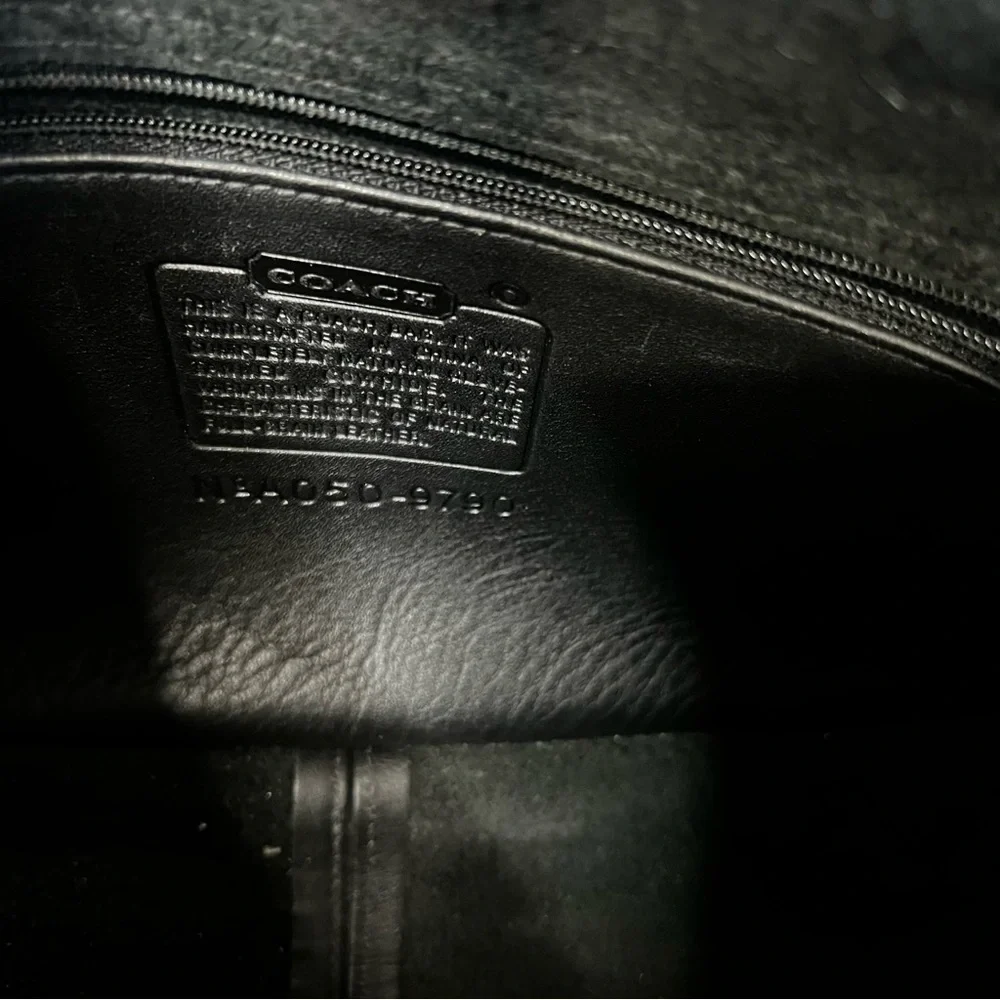 COACH | 9790 City Bag (2005)